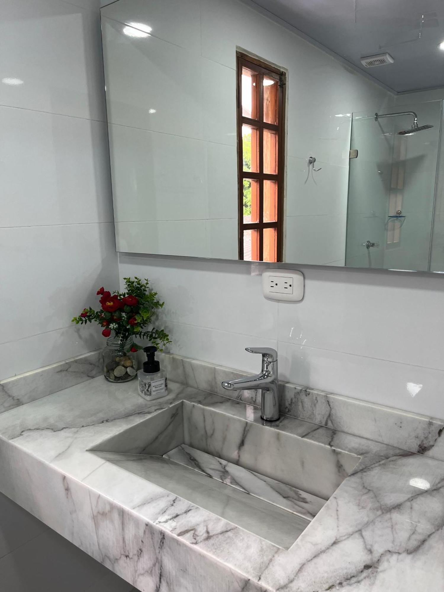 La 10B Hostel Cartagena Εξωτερικό φωτογραφία